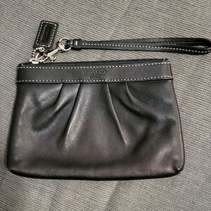 Coach NWOT Black Leather Wristlet
